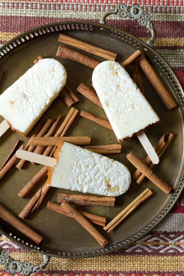 mexican rice pudding pops with cinnamon sticks