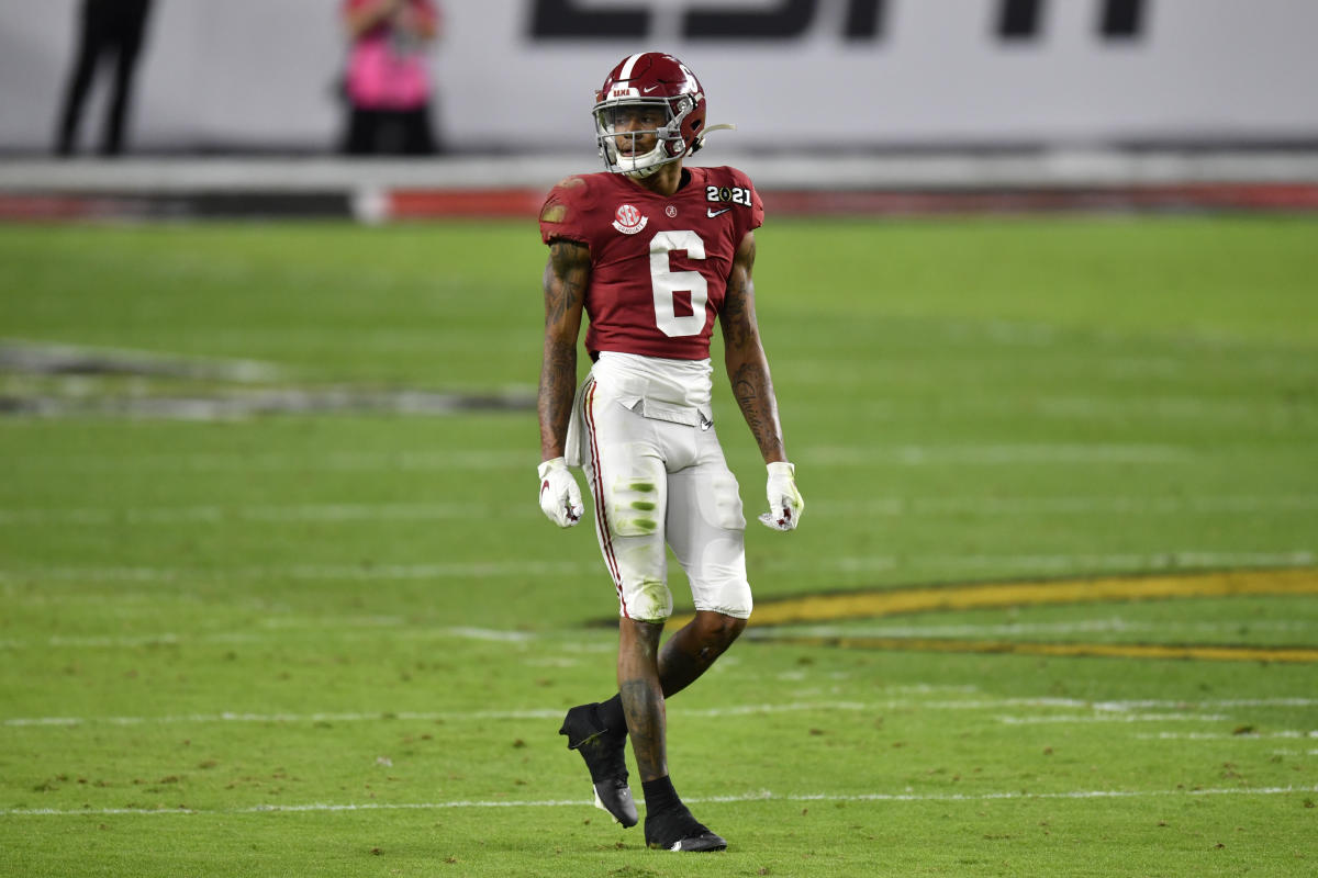 NFL Draft: Philadelphia Eagles pick DeVonta Smith, Alabama Heisman Trophy  winner, after Dallas Cowboys trade