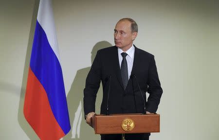 Russia's President Vladimir Putin speaks during a news conference at the United Nations General Assembly in New York, September 28, 2015. Picture taken September 28, 2015. REUTERS/Mikhail Klimentyev/RIA Novosti/Kremlin