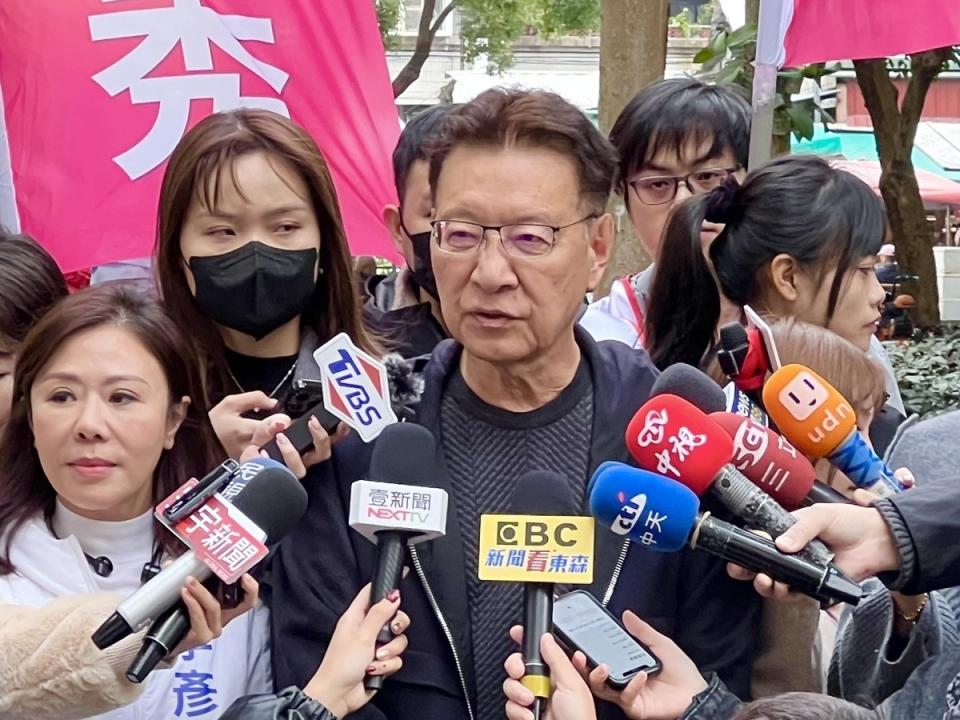 國民黨副總統候選人趙少康酸柯文哲「台北市長做得好嗎？」   圖：趙少康辦公室/提供