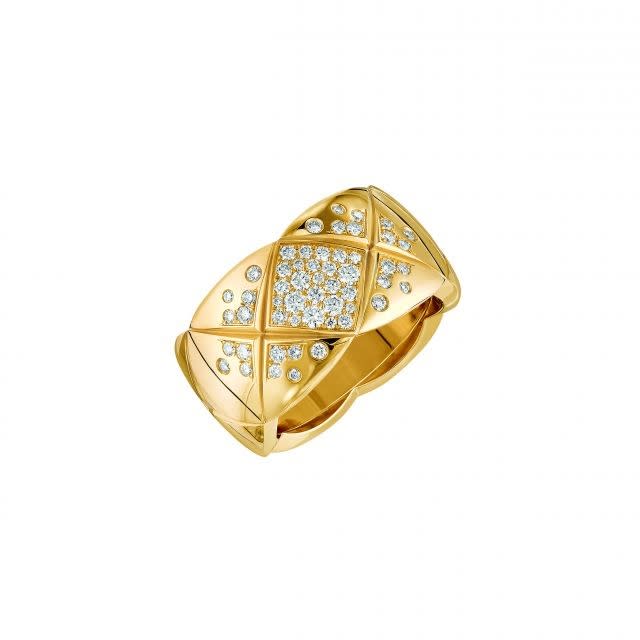 Chanel Coco Crush 18k Yellow Gold Quilted Slim Diamond Ring