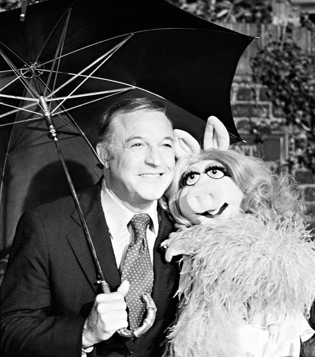 Gene Kelly and Miss Piggy