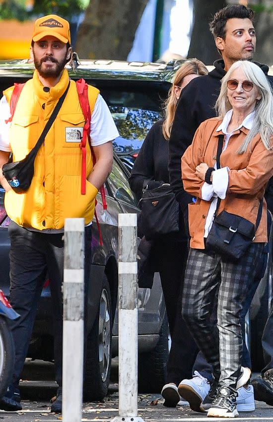 Jared Leto y su madre paseando por las calles de Nueva York