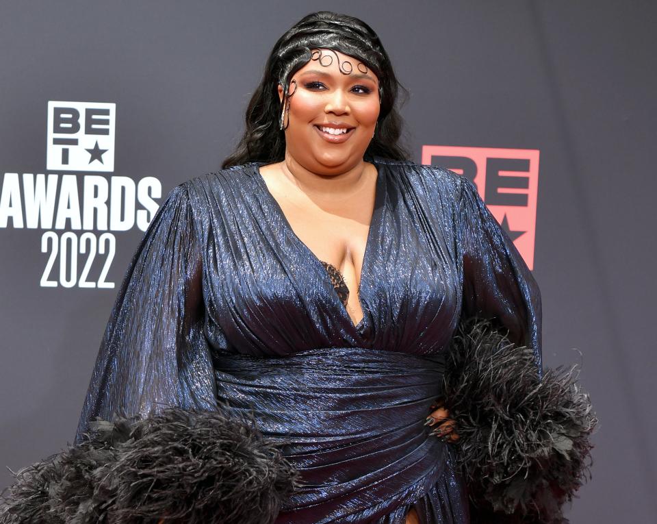 A closeup of Lizzo