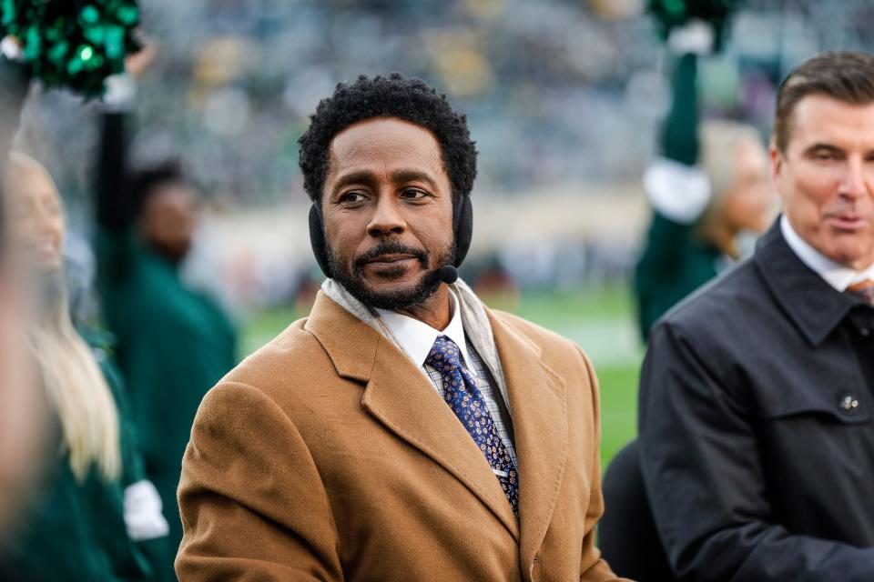 Desmond Howard of ESPN College GameDay during warm-up before the Michigan and Michigan State game at Spartan Stadium in East Lansing on Oct. 30, 2021.