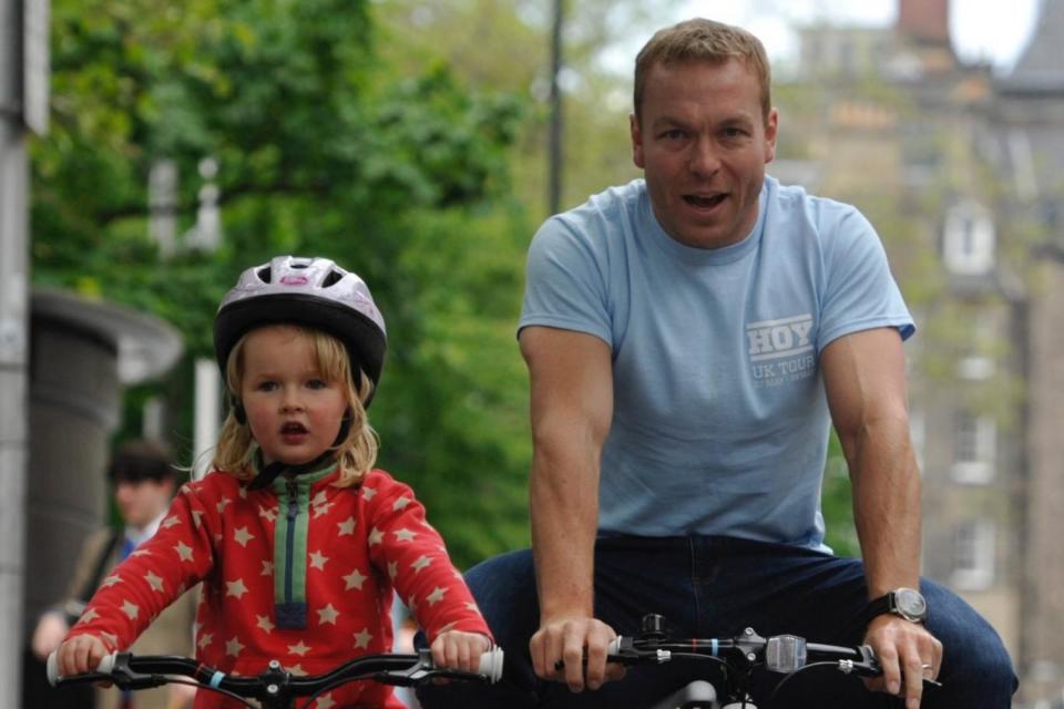 Championing two wheels: Sir Chris Hoy promotes safe riding (ES local feed )