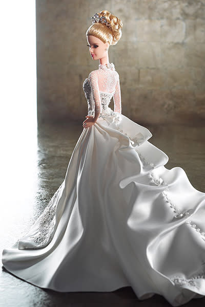 2007: Reem Acra Bride Barbie