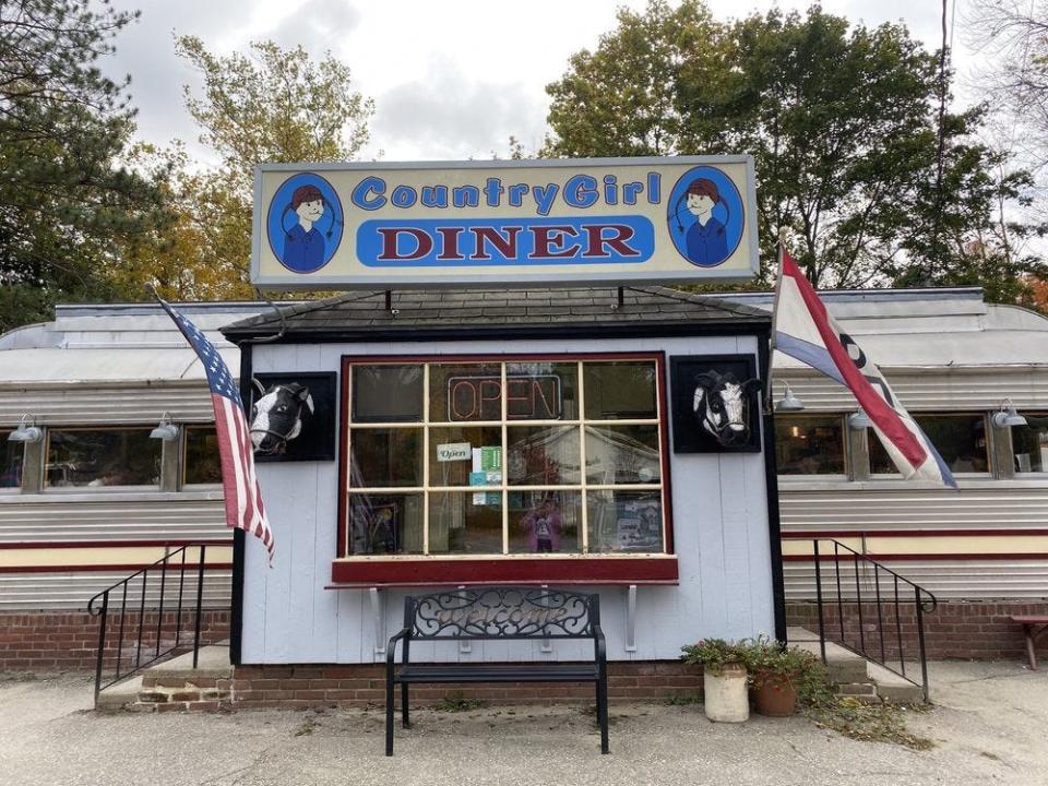 The exterior of Country Girl Diner.