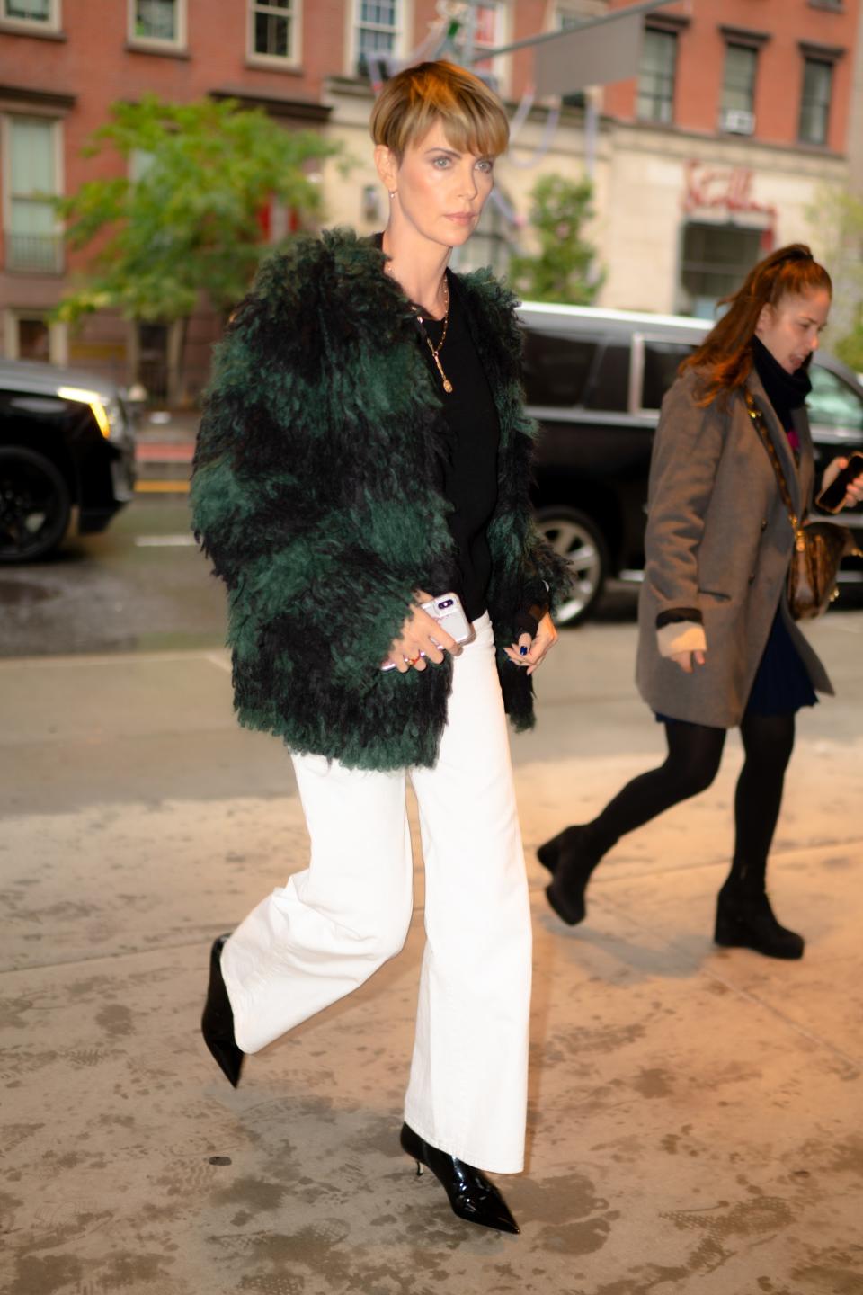 <h1 class="title">Celebrity Sightings In New York City - October 20, 2019</h1><cite class="credit">Photo: Getty Images</cite>