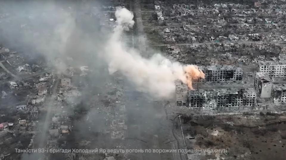 2023年4月22日，已成鬼城的巴赫姆特空拍照。路透社