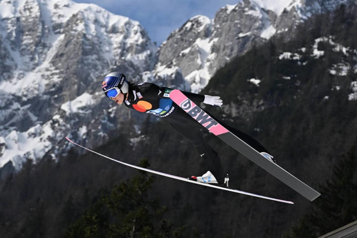 Skisprung-Coach poltert nach Mega-Sprung