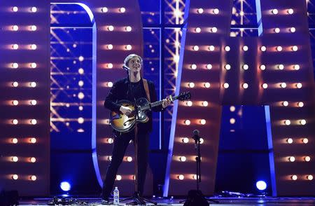 Singer George Ezra performs at the BRIT music awards at the O2 Arena in Greenwich, London, February 25, 2015. REUTERS/Toby Melville