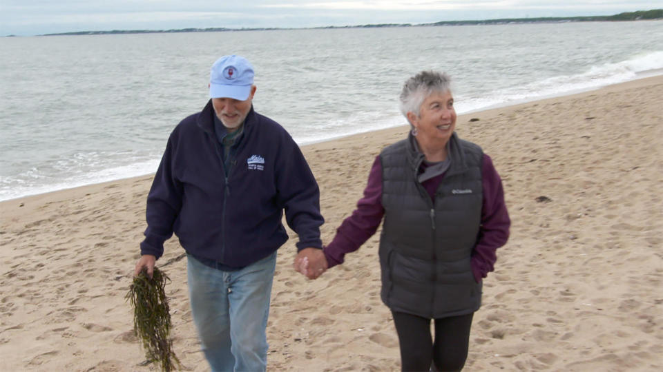 Phil and Dotty, both widowed, connected later in life.  / Credit: CBS News