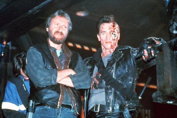 James Cameron y Arnolds Schwarzenegger en el set de 'Terminator 2: El Juicio Final' (Foto: BD)