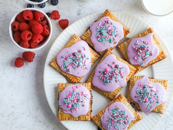 PHOTO: These mixed berry pop-tarts use fresh Driscoll's raspberries and blueberries. (Driscoll's)