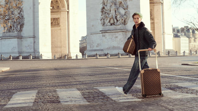 Louis Vuitton Marc Newson Rolling Luggage Teaser