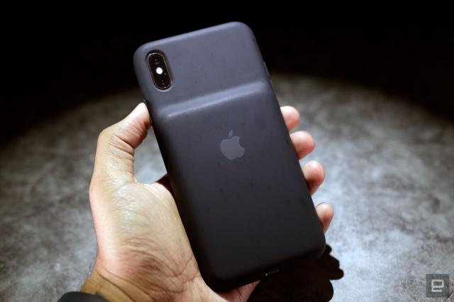 Official iPhone XS Max Silicone Case - Black Review 