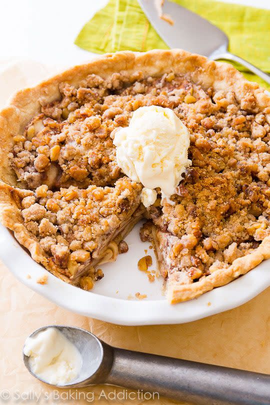 Apple Crumble Pie