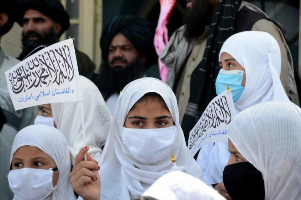 Afghan school girls