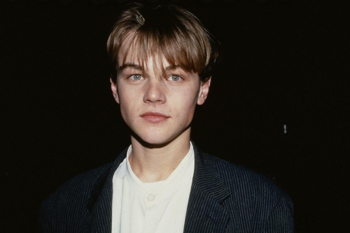 leonardo dicaprio young smiling