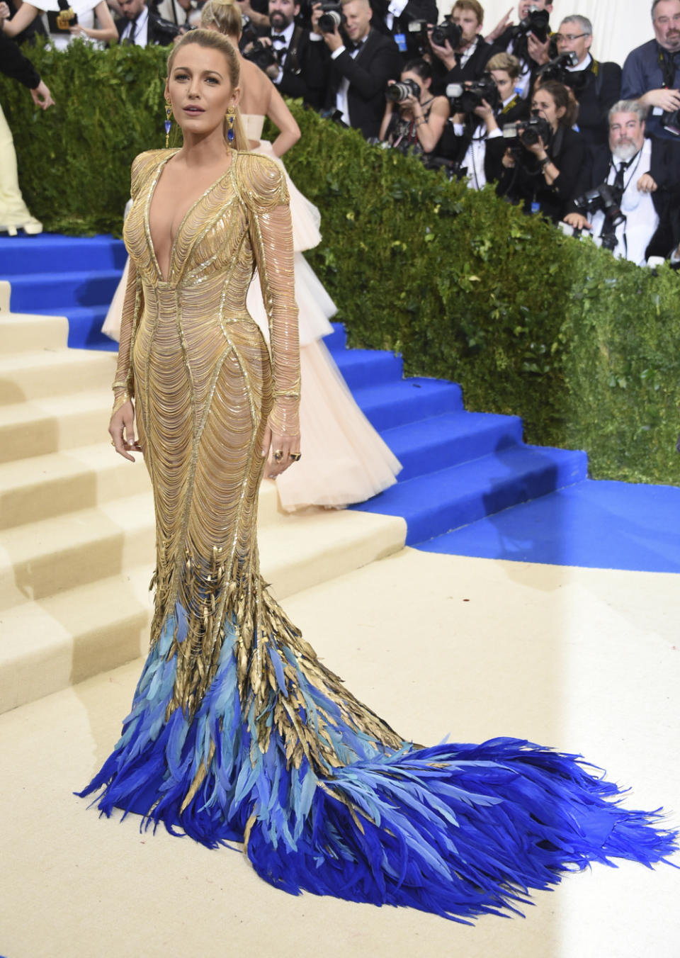 <p>Wann: Met-Gala, Mai 2017<br> Was: Atelier Versace<br> Warum: Weil auf der Met-Gala traditionell alle bizarr aussehen. Bis auf Blake. Die sieht bizarr gut aus.<br> (Bild: AP) </p>