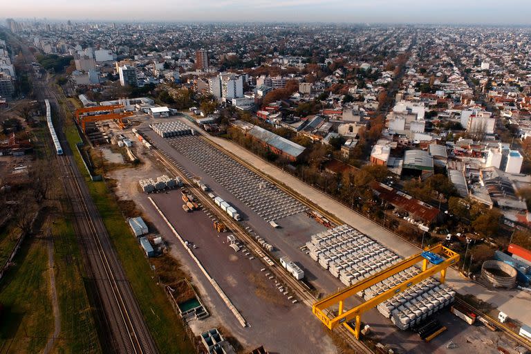 El obrador del soterramiento del tren Sarmiento, en la localidad de Haedo, sin actividad