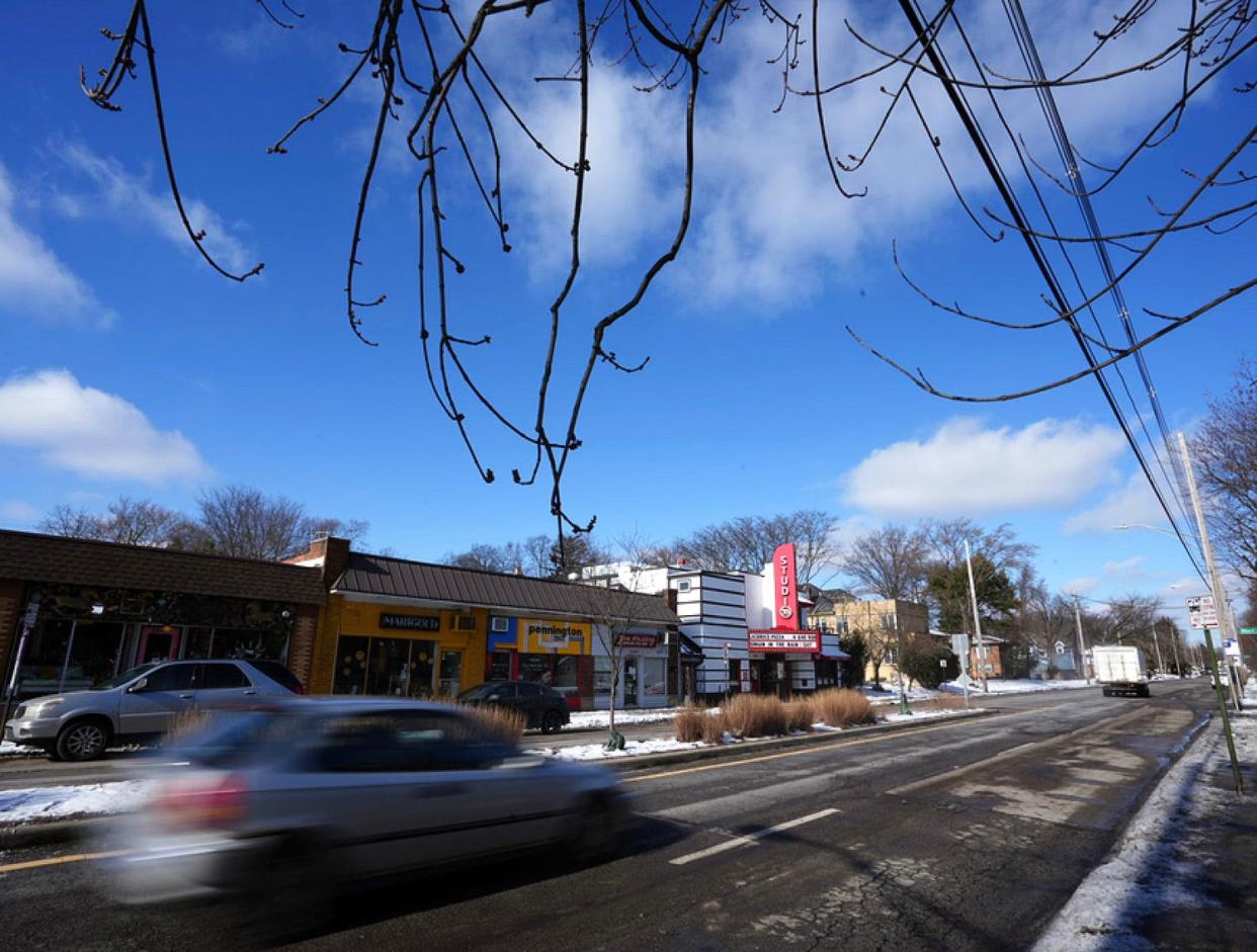 The city of Columbus has decided to retain parking on both sides of Indianola Avenue along a three-block stretch of the road in Clintonville after pushback from businesses.