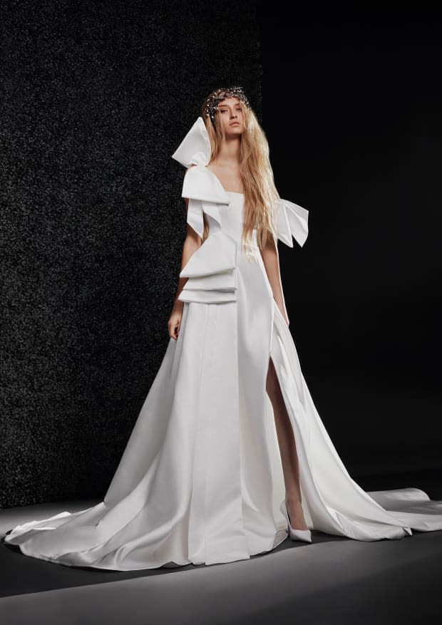 <p>A look from the debut Vera Wang Bride collection.</p><p>Photo: Courtesy of Pronovias</p>