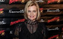 Ihre Versuche, aus dem "Baywatch"-Ruhm Kapital zu schlagen, scheiterten jedoch: Erika Eleniak kam nie mehr über kleinere TV- und Kinorollen hinaus. Ihrer Nachfolgerin als Rettungsschwimmerin erging es da besser ... (Bild: Presley Ann/Getty Images)