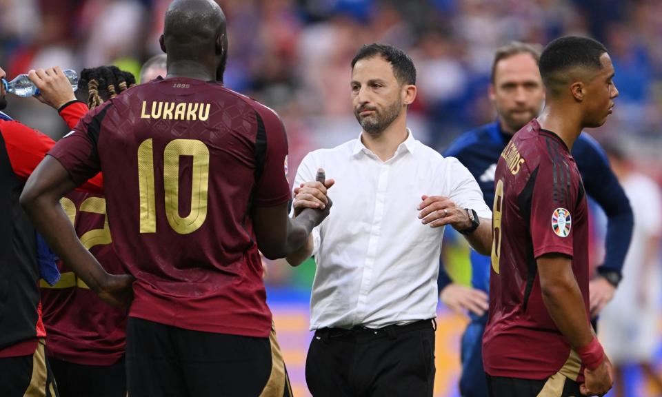 <span>Domenico Tedesco backed striker Romelu Lukaku, who missed a number of chances and had two goals disallowed.</span><span>Photograph: Stu Forster/Getty Images</span>