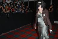 2003 rauschte Ozzy Osbournes Tochter Kelly noch wie eine Gewitterwolke über den roten Teppich. (Bild: Steve Finn/Getty Images)