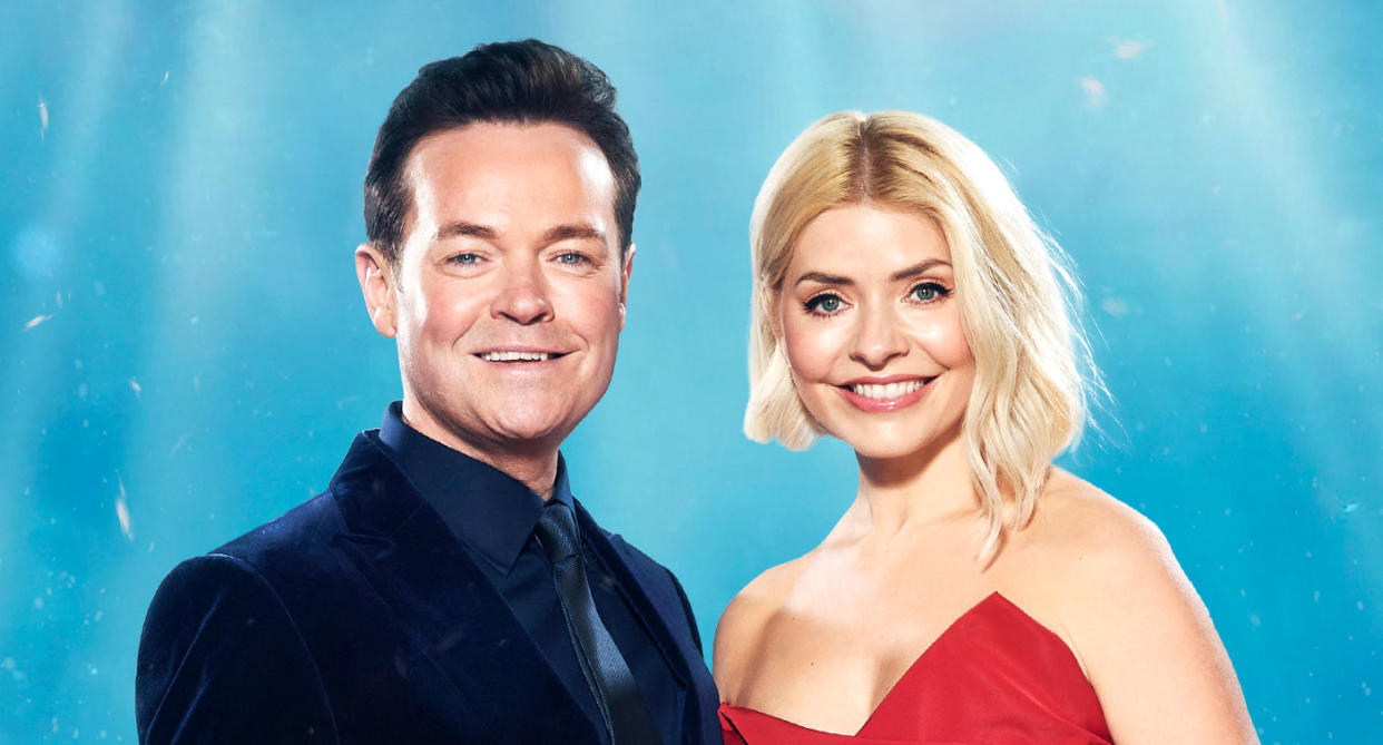Dancing On Ice hosts Stephen Mulhern and Holly Willoughby. (ITV)