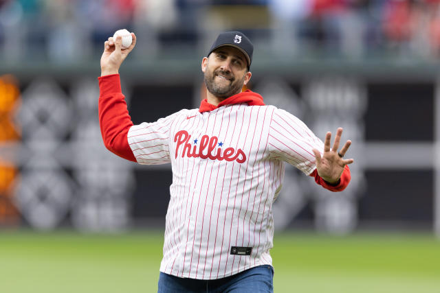 Philadelphia Phillies - Nick Sirianni throwing the first pitch