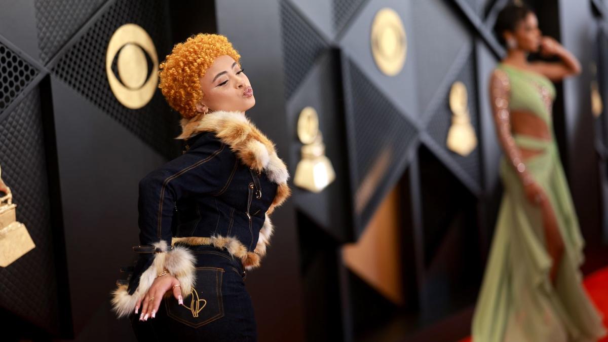 Ice Spice Has Arrived At The 2024 Grammys Looking Absolutely Iconic   74d9f7ea74e8574d3ec802c041307810