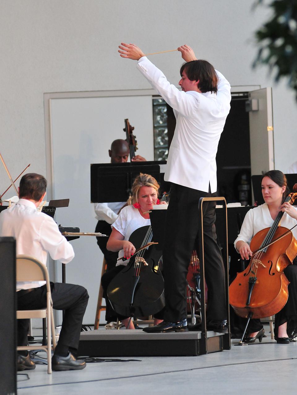 Ashland Symphony Orchestra’s annual Pops in the Park Concert took place Sunday, July 3, 2022 at Guy C. Myers Memorial Bandshell, with new Conductor and Music Director Michael Repper leading the orchestra.