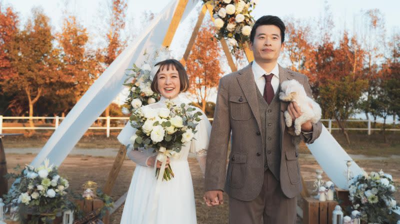 ▲林彥君和男友阿丹在27日辦完婚禮，29日完成登記結婚。（圖／翻攝自林彥君FB）