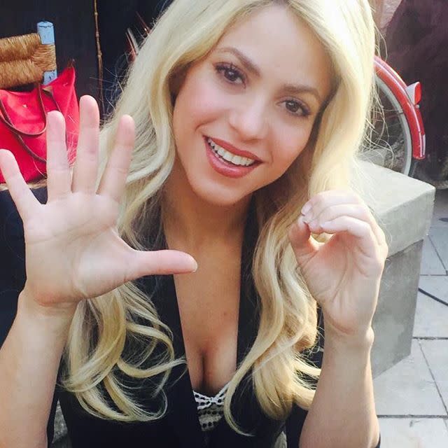 <p>Ella juega mucho con la forma y el largo de su pelo/Shakira Instagram </p>