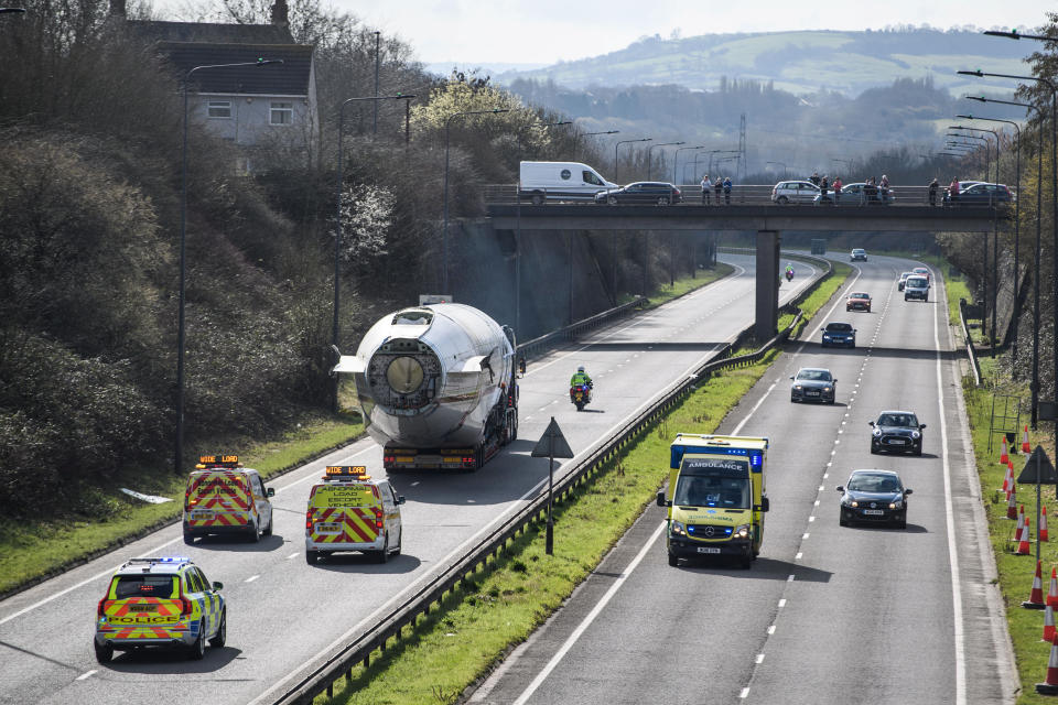  Police helped the plane on its way. (SWNS)