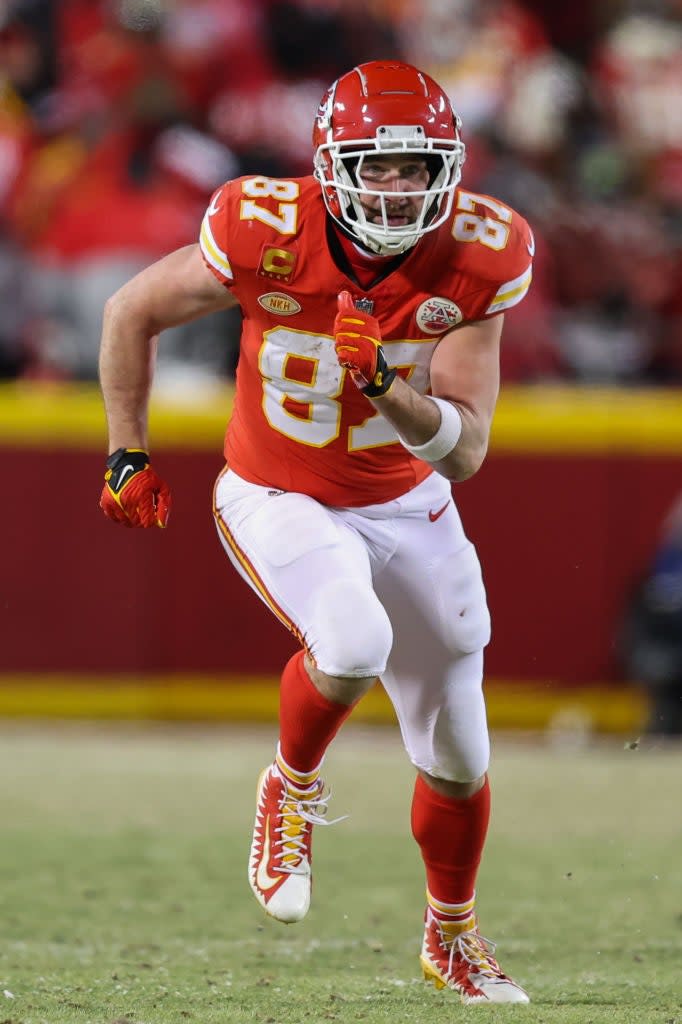 Kansas City Chiefs tight end Travis Kelce (87) runs a pass route in the third quarter of an AFC Wild Card playoff game between the Miami Dolphins and Kansas City Chiefs on Jan 13, 2024 at GEHA Field at Arrowhead Stadium in Kansas City, MO.