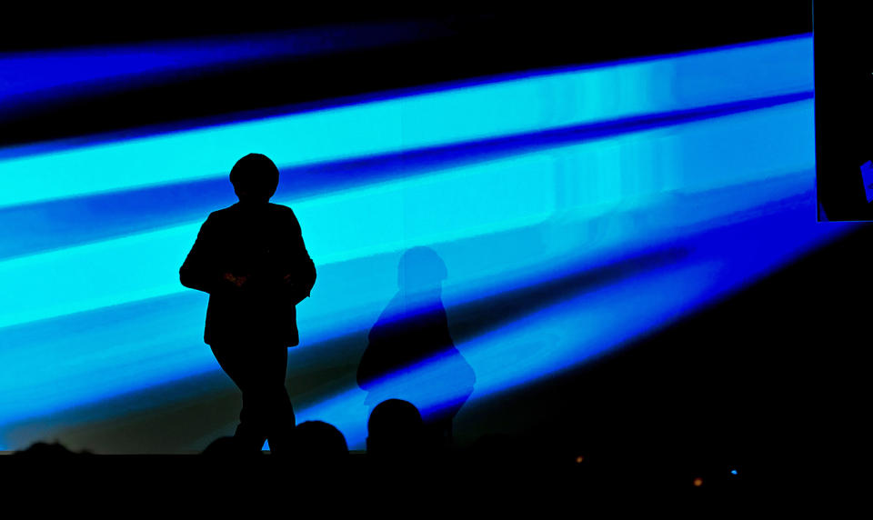 <p>Silhouette of German Chancellor Angela Merkel as she attends the foundation stone laying of the new ACCUMOTIVE car battery factory in Kamenz, Germany, May 22, 2017. German Daimler (Photo: Filip Singer/EPA) </p>