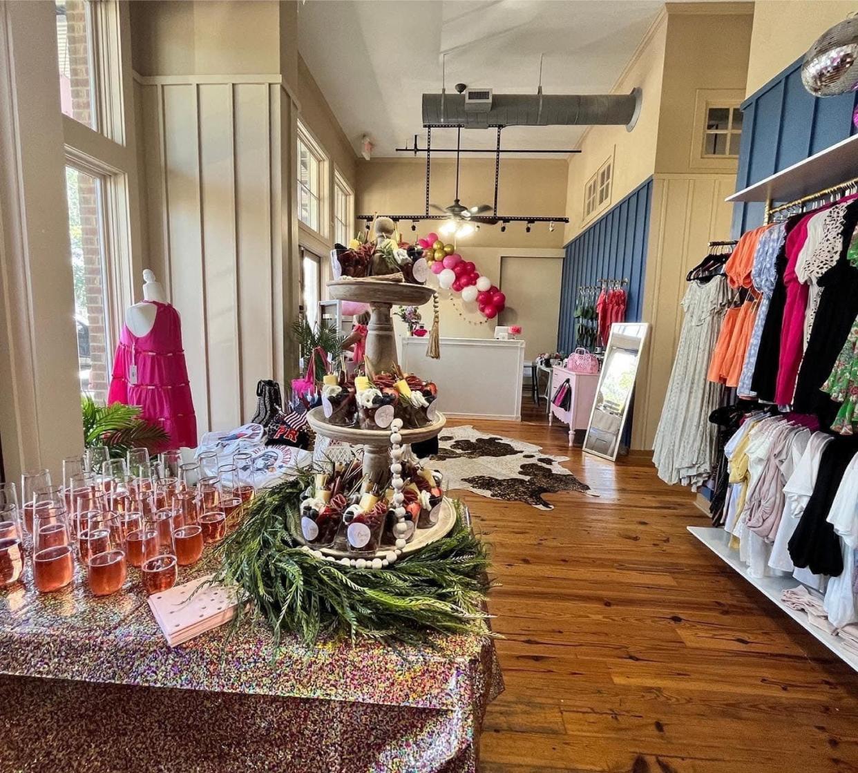 Newly opened Cotton+Creek boutique is selling beautiful clothing, accessories, and amazing gifts in the downtown center of The Waters in Pike Road. Cotton offers a wide variety of styles for different age groups and plans to start showcasing fall items in late July and early August.