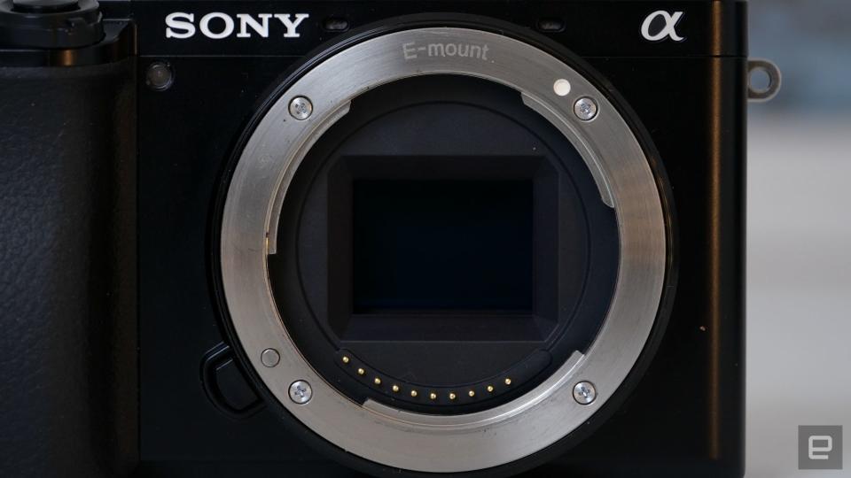 Sony A6100 mirrorless camera review