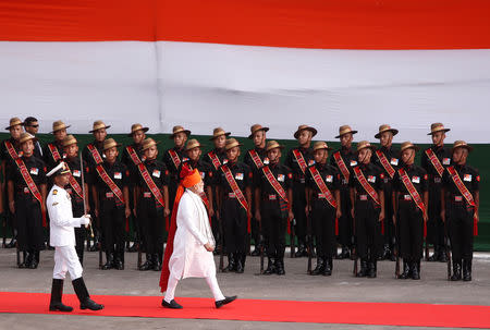 Prime Minister Narendra Modi inspects the honour guard during Independence Day celebrations at the historic Red Fort in Delhi, August 15, 2018. REUTERS/Adnan Abidi