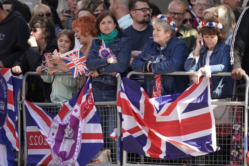 Some people wore jubilee-themed flower crowns (PA)