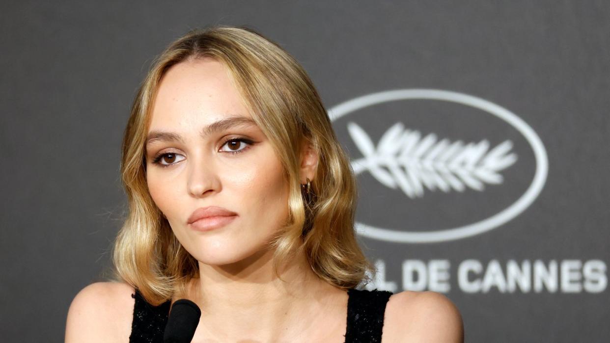 <span class="caption">All About Lily-Rose Depp's Girlfriend 070 Shake</span><span class="photo-credit">Pool - Getty Images</span>