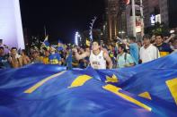 Aficionados de Boca Juniors celebran el título de la Superliga