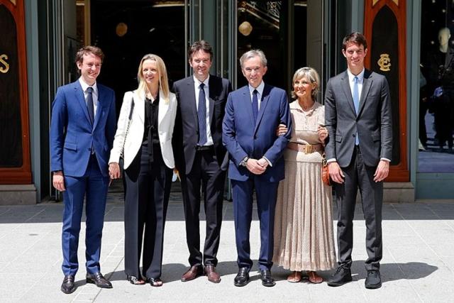 CEO of Dior Pietro Beccari, his wife Elisabetta Beccari and their News  Photo - Getty Images