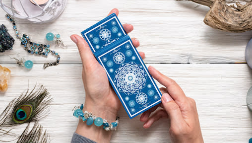 #CircuitBreaker: Tarot Mamta Now Offers Online Tarot Card Readings in Singapore