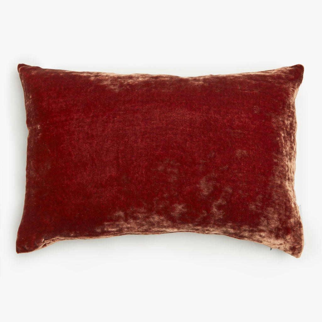 <p><a href="https://go.redirectingat.com?id=74968X1596630&url=https%3A%2F%2Fabchome.com%2Fproducts%2Fsilk-velvet-pillow%3Fvariant%3D40888120705162&sref=https%3A%2F%2Fwww.housebeautiful.com%2Fshopping%2Fg60699291%2Fmothers-day-gifts-from-son%2F" rel="nofollow noopener" target="_blank" data-ylk="slk:Shop Now;elm:context_link;itc:0;sec:content-canvas" class="link rapid-noclick-resp">Shop Now</a></p><p>Silk Velvet Lumbar Pillow</p><p>$79.00</p>