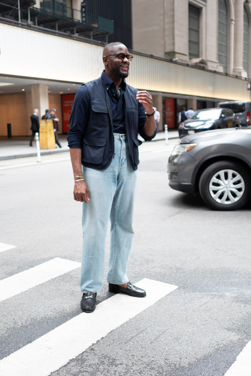 man wearing cool outfit in new york